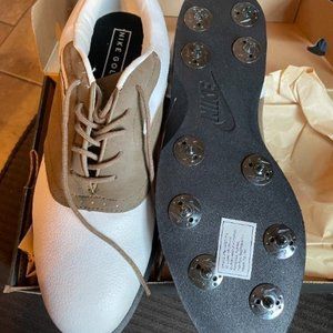 Men's 10.5 Nike Gold Shoes